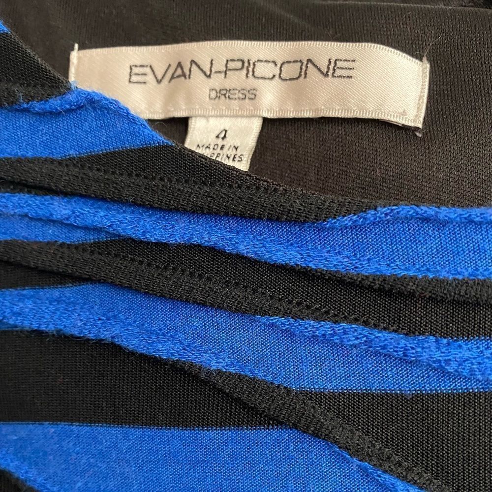 EUC Evan Picone Cobalt Blue & Black Print Dress | Size 4 | 3/4 Sheer Sleeves - Picture 9 of 10